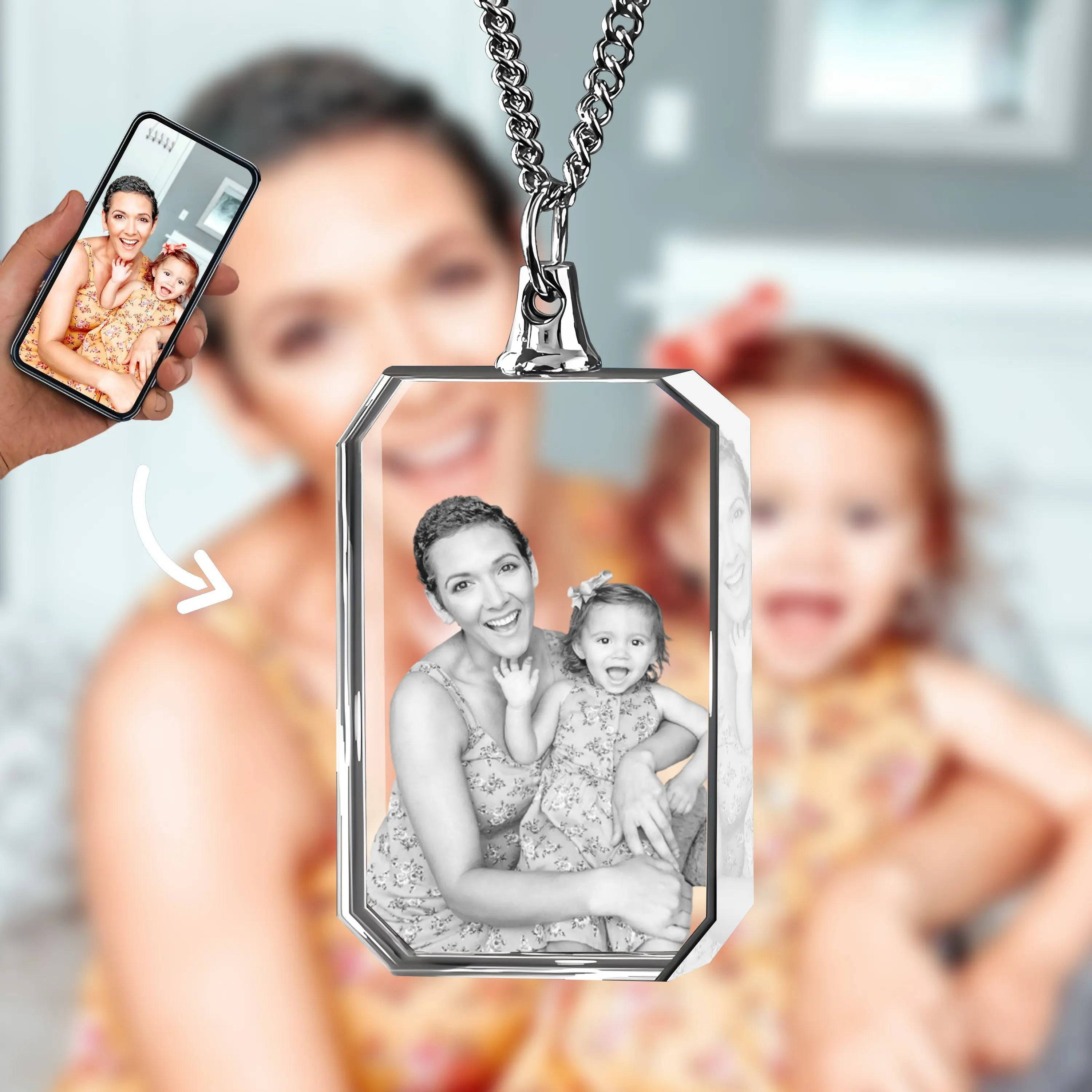 3D Crystal Photo Necklace Portrait PawCrystal