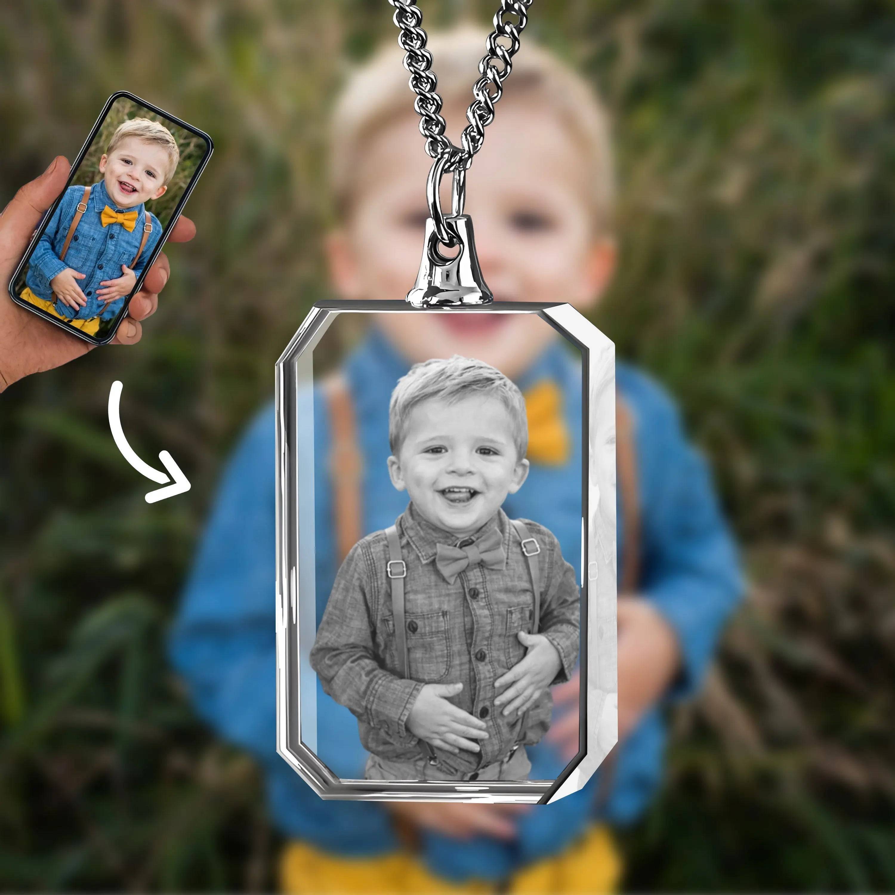 3D Crystal Photo Necklace Portrait PawCrystal